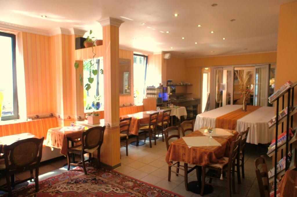 City Hotel Мангейм Экстерьер фото